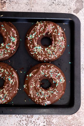 Double Chocolate Protein Donuts 