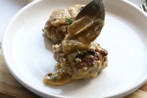 Salisbury Steak with Mushroom Gravy 19 how to make Easy Keto Salisbury Steak with Mushroom Gravy