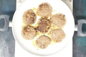 Salisbury Steak with Mushroom Gravy 15 how to make Easy Keto Salisbury Steak with Mushroom Gravy6