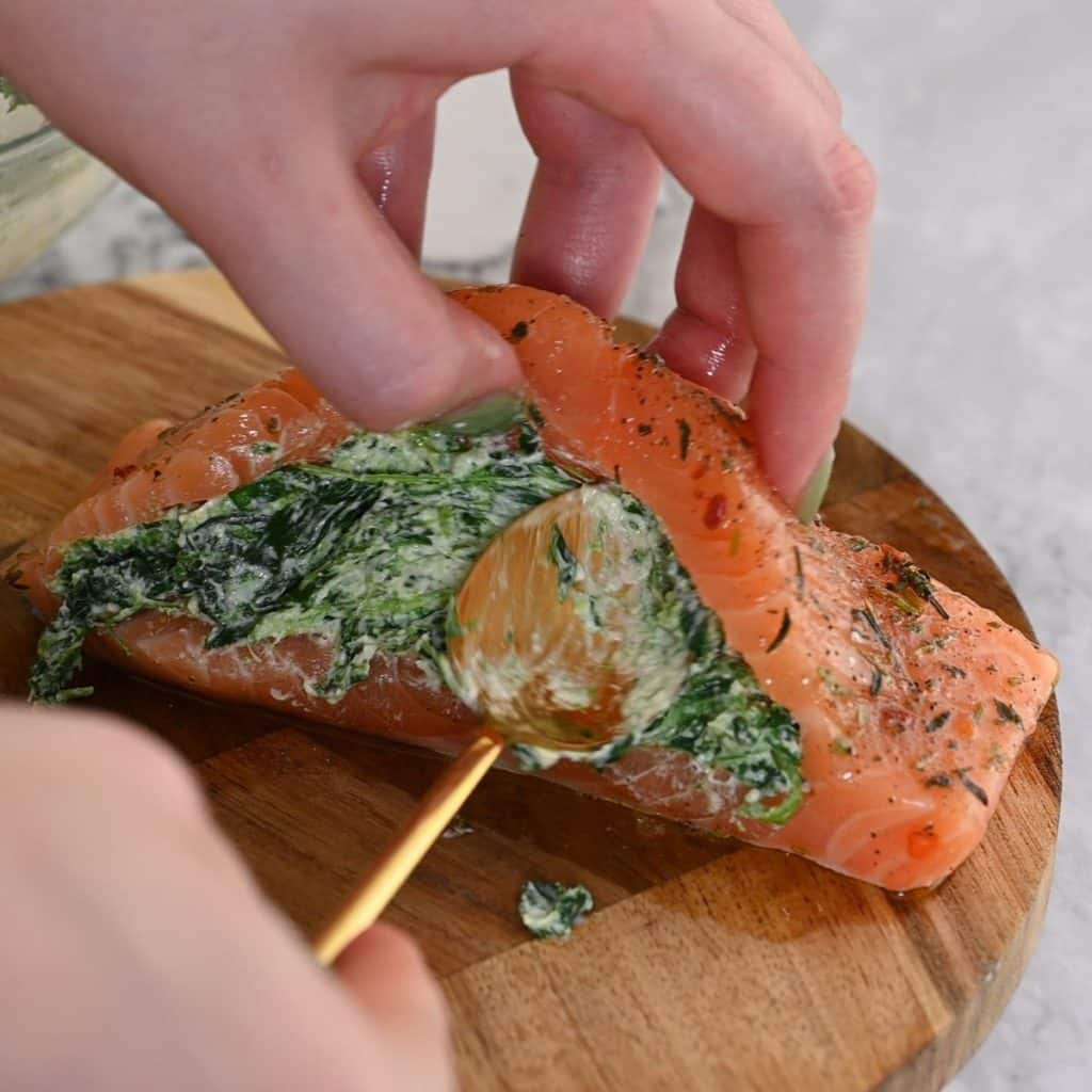 lowcarbspark how to make stuffed spianch salmon 4