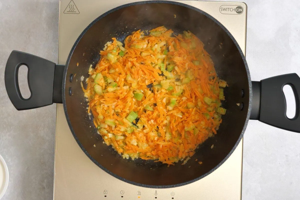 Keto Cheeseburger Soup 5 how to make Keto Cheeseburger Soup