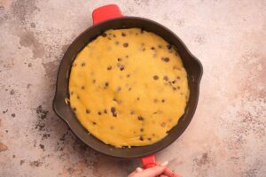 how to make Keto Chocolate Chip Skillet Cookie