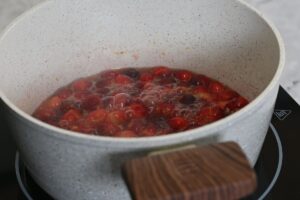 how to make Keto Cranberry Cheesecake Bars