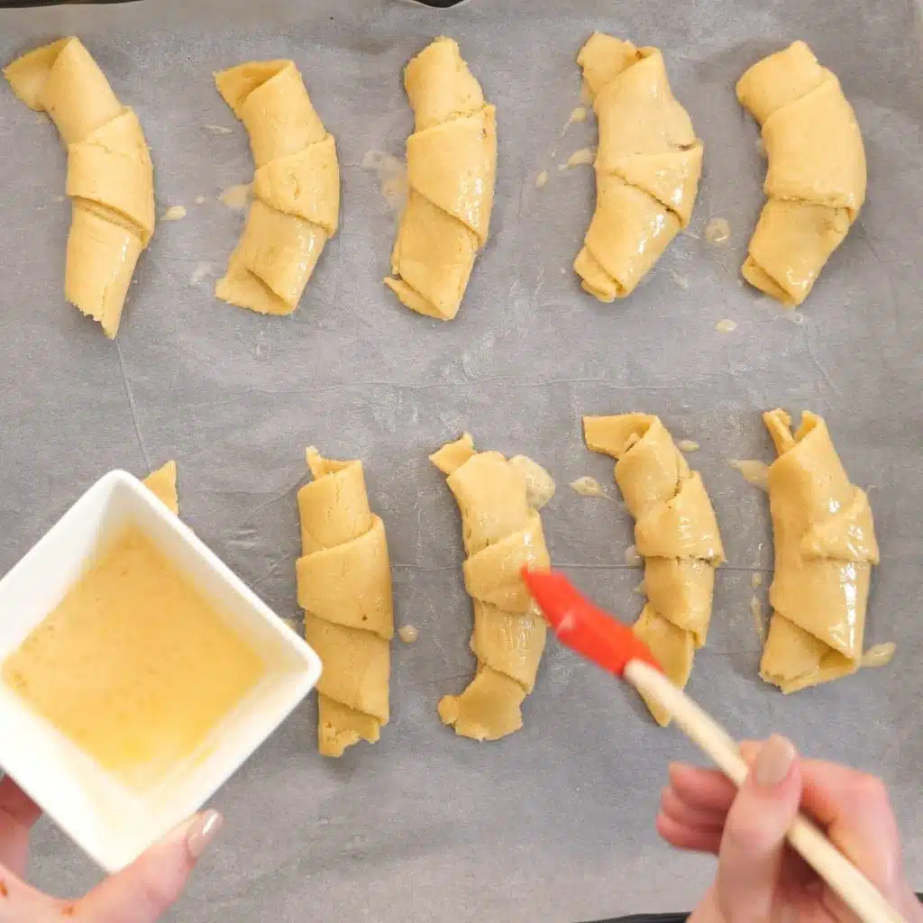 how to make keto croissants 10