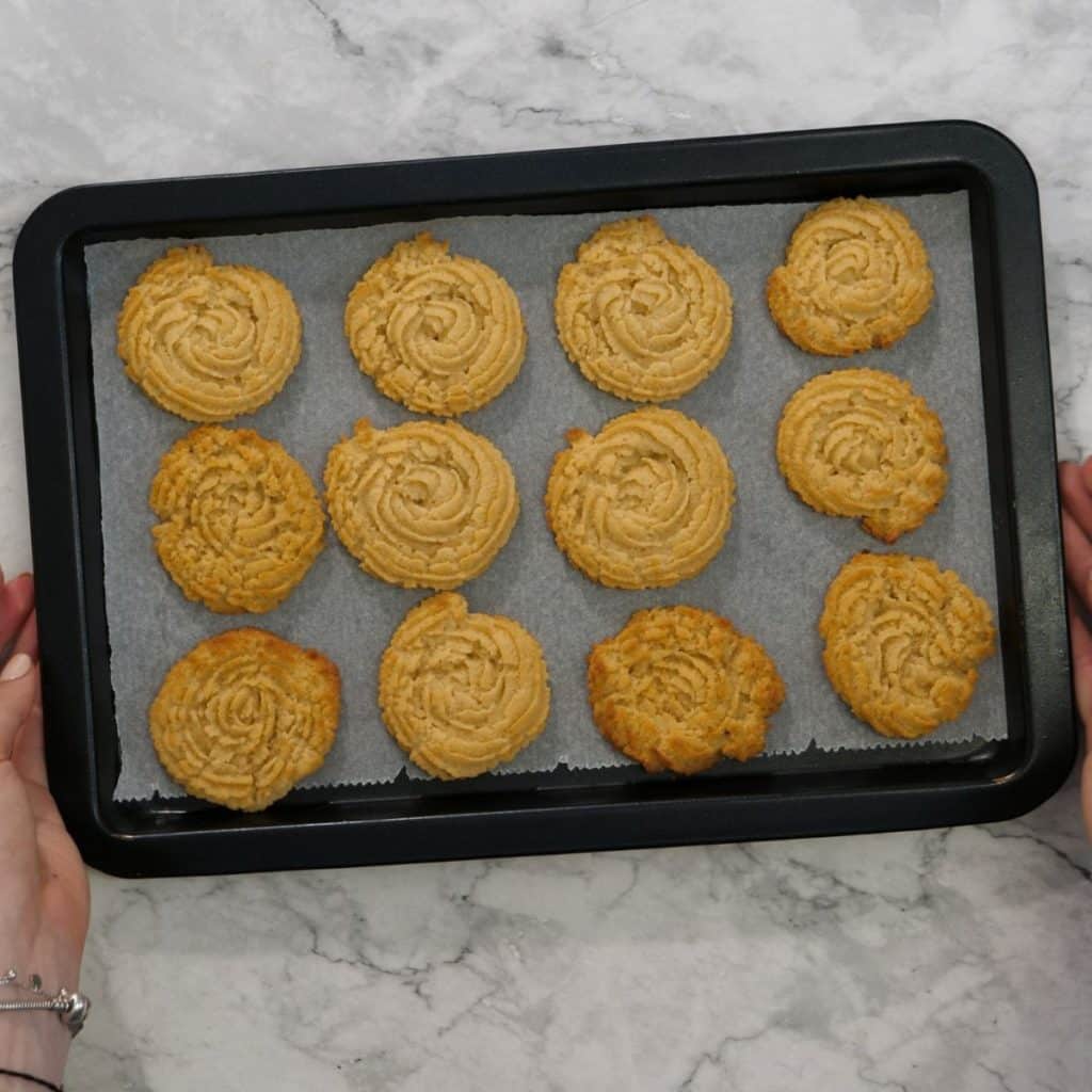 a tray of freshly baked butter cookies