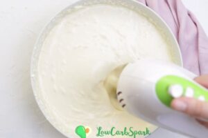 how to make Keto Cheesecake