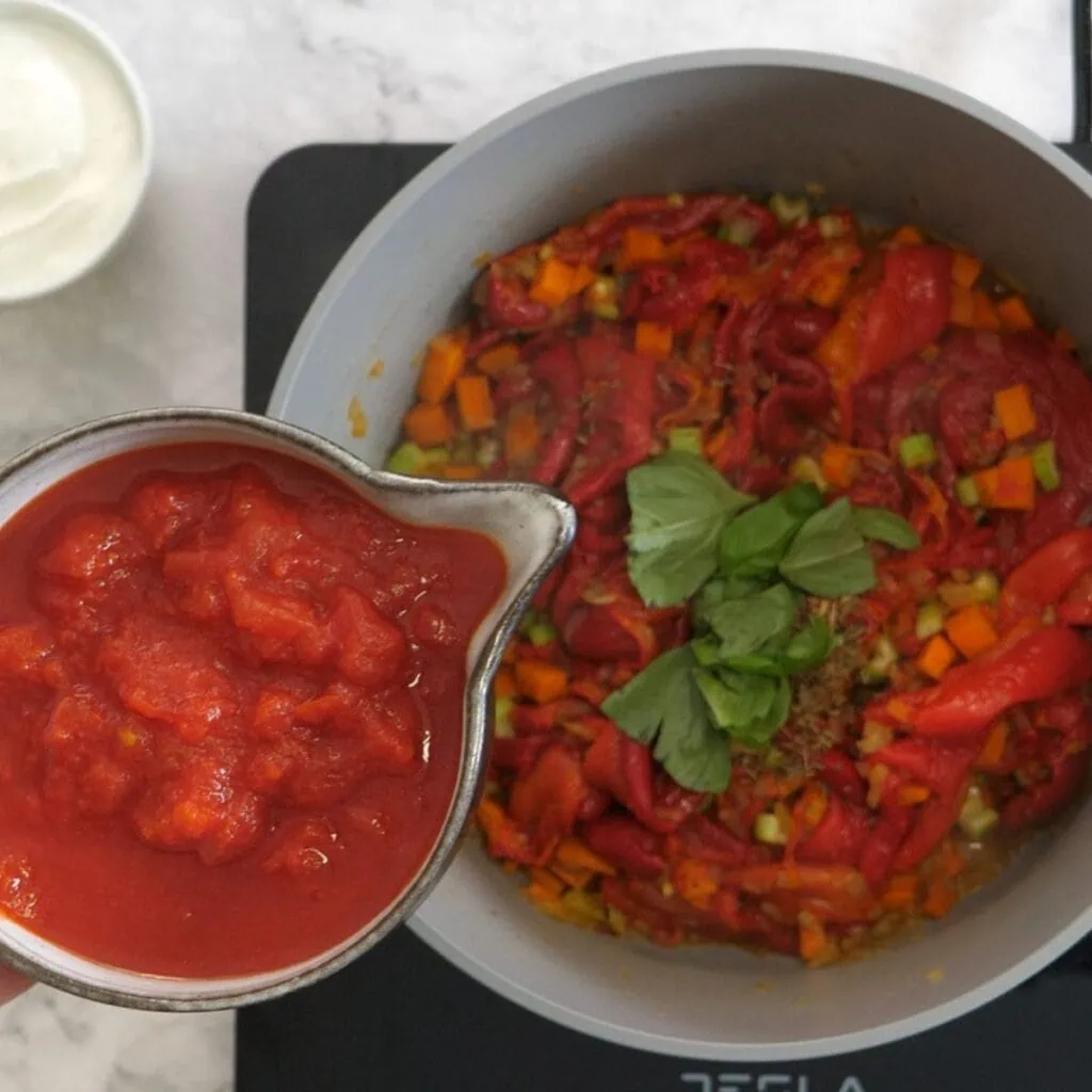 Roasted Red Pepper Soup 14 how to make roasted red peppers soup 4