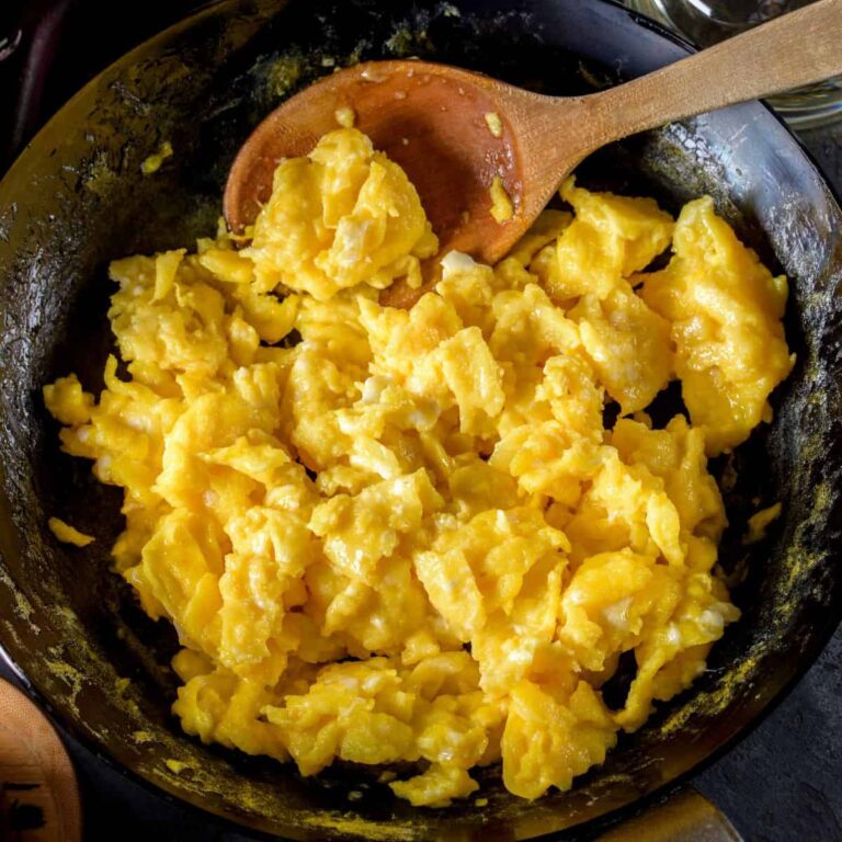 Keto Scrambled Eggs with Cheese 1