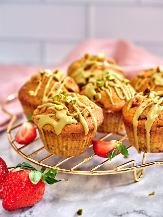 Strawberry Pistachio Muffins