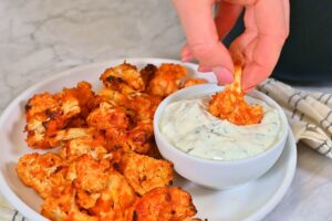 how to make Air Fryer Buffalo Cauliflower Wings20