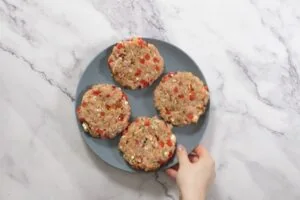 Healthy Greek Chicken Burgers 12 how to make Ground Chicken Greek Burgers6