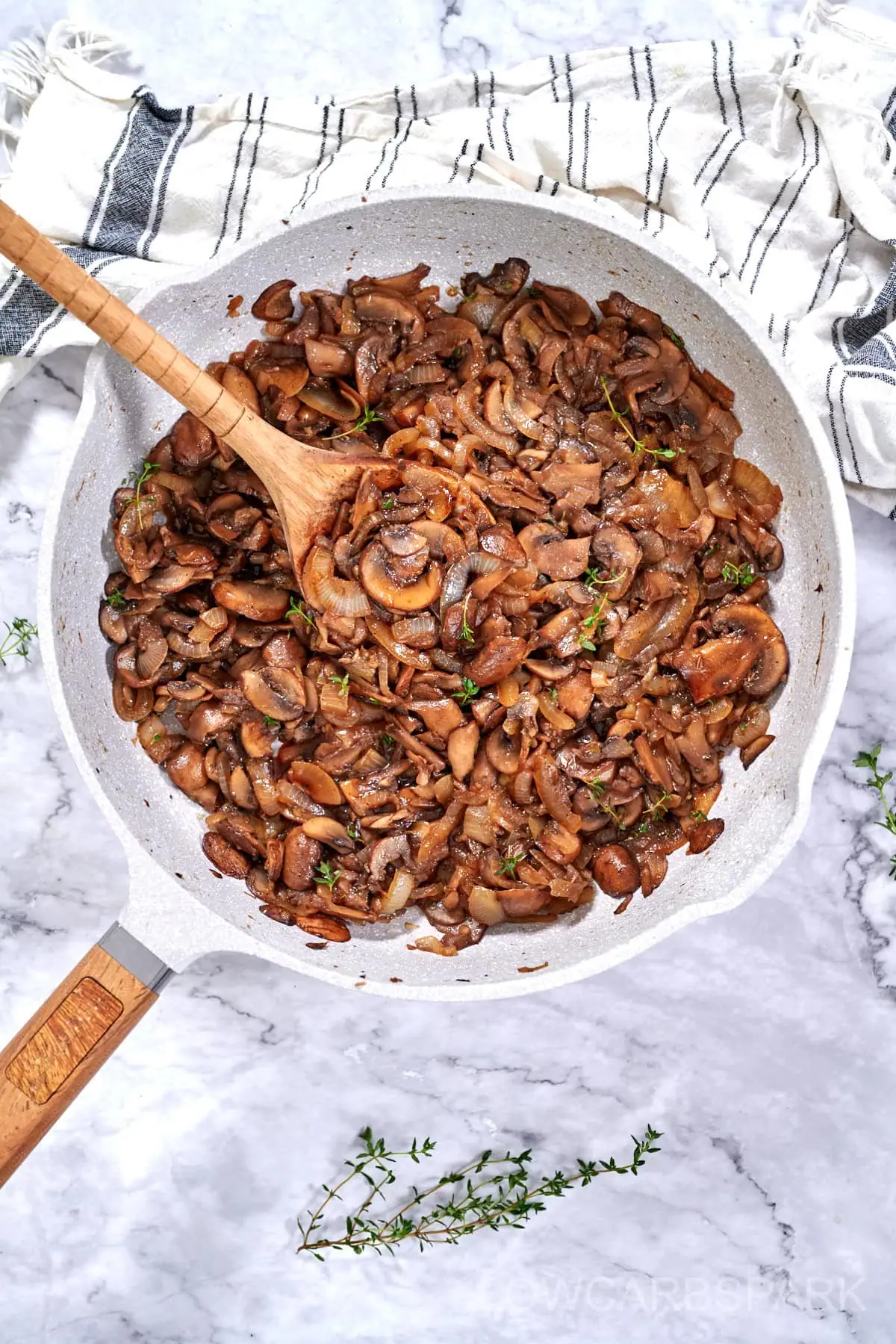 Sautéed Mushrooms And Onions 2 Sauteed Onions And Mushrooms