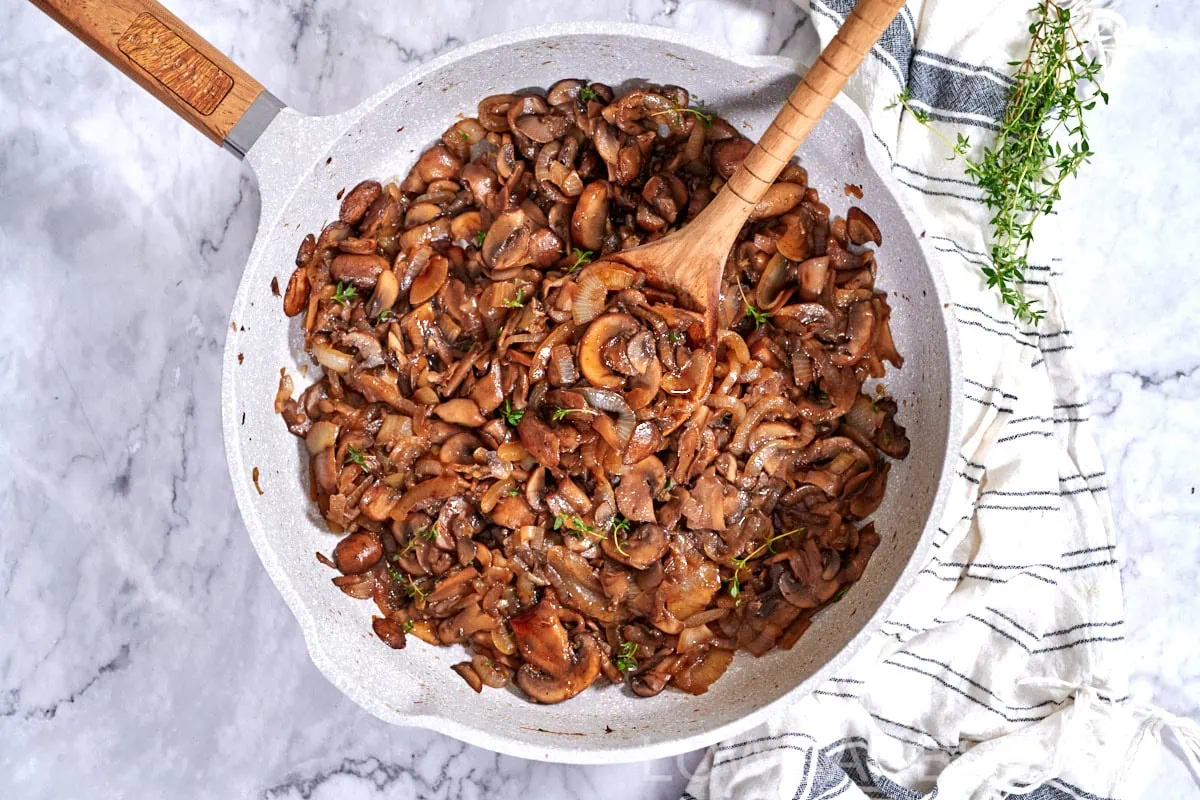 Sautéed Mushrooms And Onions 4 Sauteed Onions And Mushrooms4