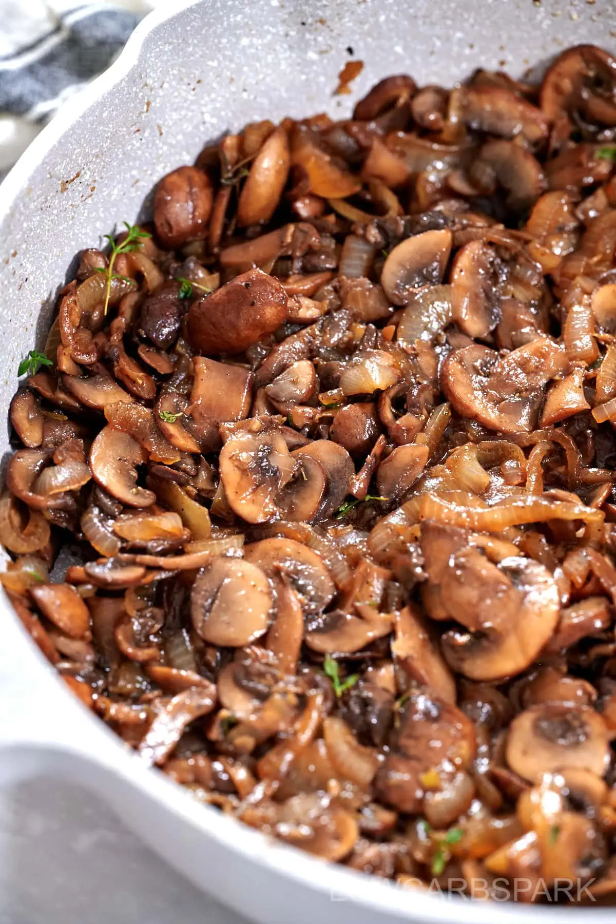 Sautéed Mushrooms And Onions 5 Sauteed Onions And Mushrooms5