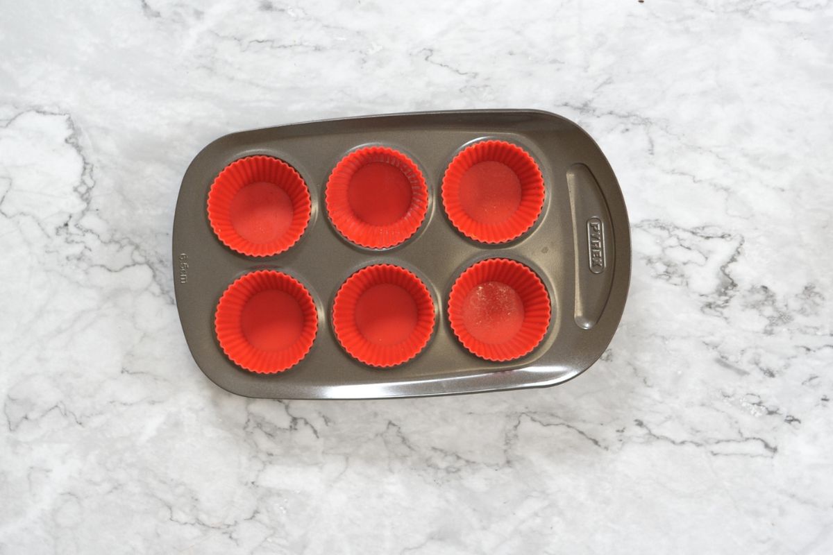 Cottage Cheese Protein Muffins 4 A non-stick muffin tin set up with silicone liners, ready for some high protein muffins.