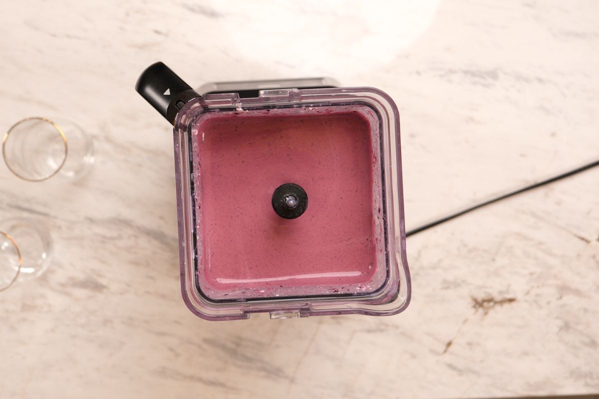 Cottage Cheese Blueberry Smoothie (High Protein!) 5 Smooth high-protein blueberry smoothie in blender